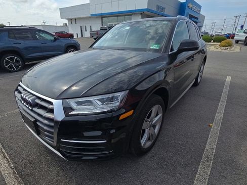 Used 2018 Audi Q5 2.0T Premium Plus w/ Premium Plus Package AWD/4WD image 2