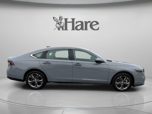 Used 2025 Honda Accord EX-L image 6