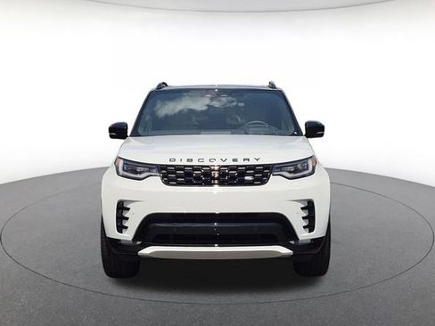 Used 2026 Land Rover Discovery Dynamic SE AWD/4WD image 2