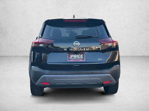 Used 2021 Nissan Rogue SV image 6