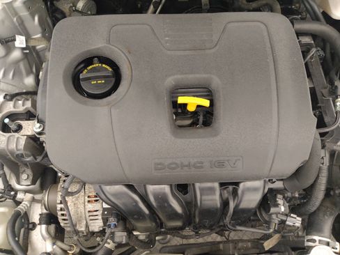 Used 2019 Kia Forte LXS FWD image 30