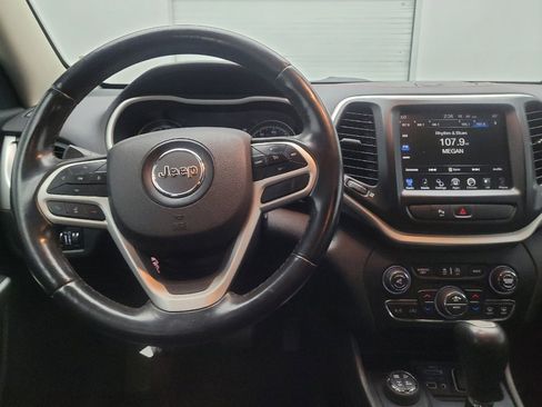 Used 2018 Jeep Cherokee Trailhawk w/ Trailer Tow Group AWD/4WD image 22