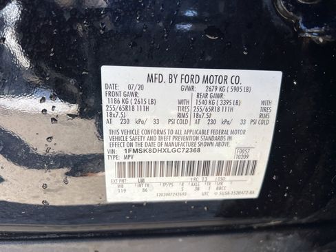 Used 2020 Ford Explorer XLT w/ Comfort Package image 32