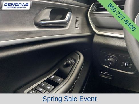Used 2025 Jeep Grand Cherokee Limited w/ Luxury Tech Group II AWD/4WD image 26