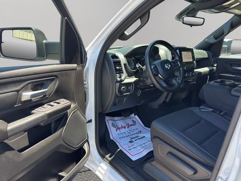 Used 2025 RAM 1500 Tradesman AWD/4WD image 6