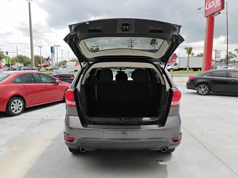 Used 2016 Dodge Journey SXT w/ Comfort/Convenience Group image 16