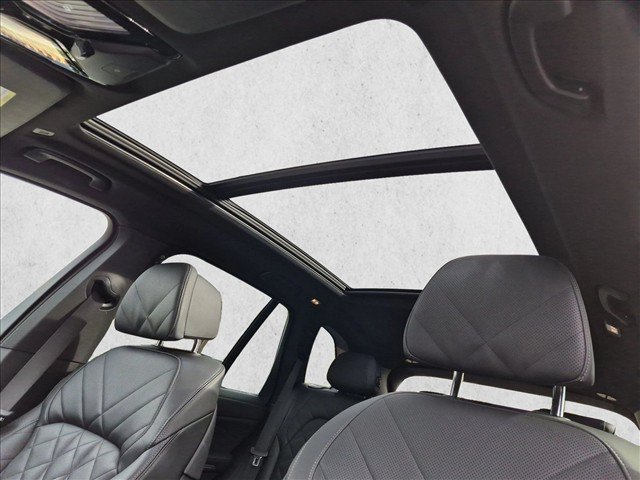 Used 2024 BMW X5 xDrive40i w/ Premium Package AWD/4WD image 16