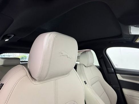 Used 2026 Jaguar F-PACE R-Dynamic S image 34