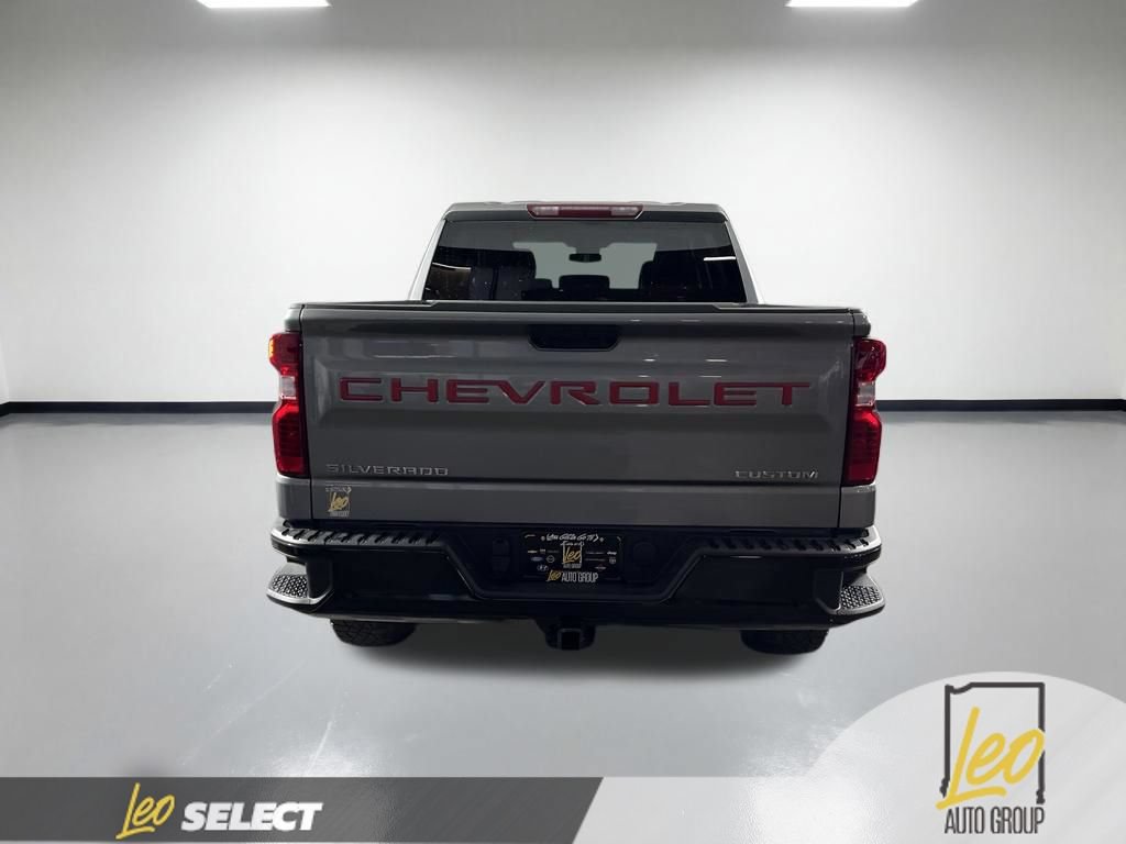 Used 2023 Chevrolet Silverado 1500 Custom Trail Boss AWD/4WD image 6
