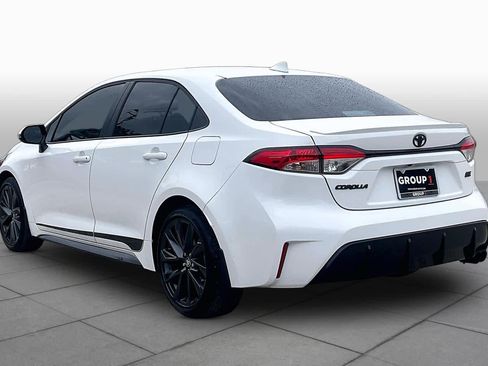 Used 2026 Toyota Corolla SE FWD image 12