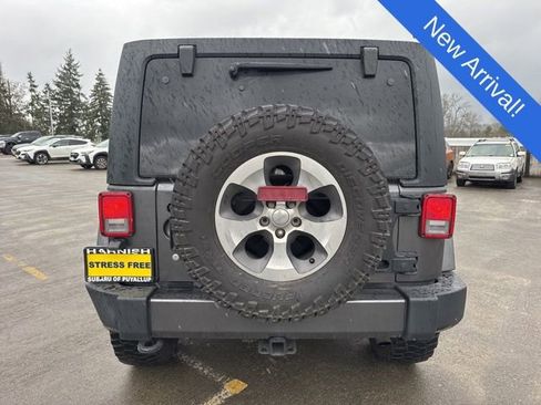Used 2017 Jeep Wrangler Unlimited Sahara w/ Max Tow Package image 6
