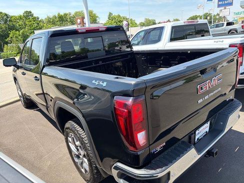 New 2026 GMC Sierra 1500 SLE w/ Preferred Package AWD/4WD image 8
