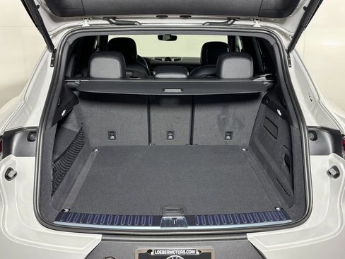 Certified 2026 Porsche Cayenne AWD/4WD image 13