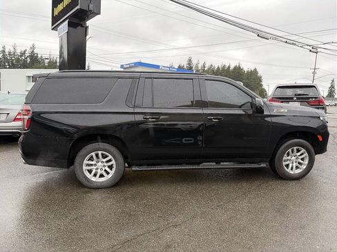 Used 2023 Chevrolet Suburban Z71 w/ Z71 Off-Road Package image 6