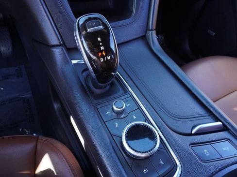 Used 2021 Cadillac XT5 Premium Luxury image 19