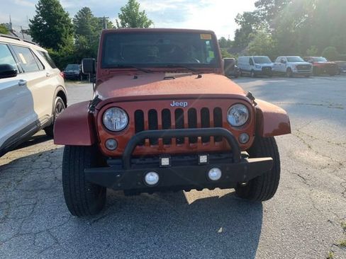 Used 2014 Jeep Wrangler Sahara w/ Connectivity Group AWD/4WD image 3
