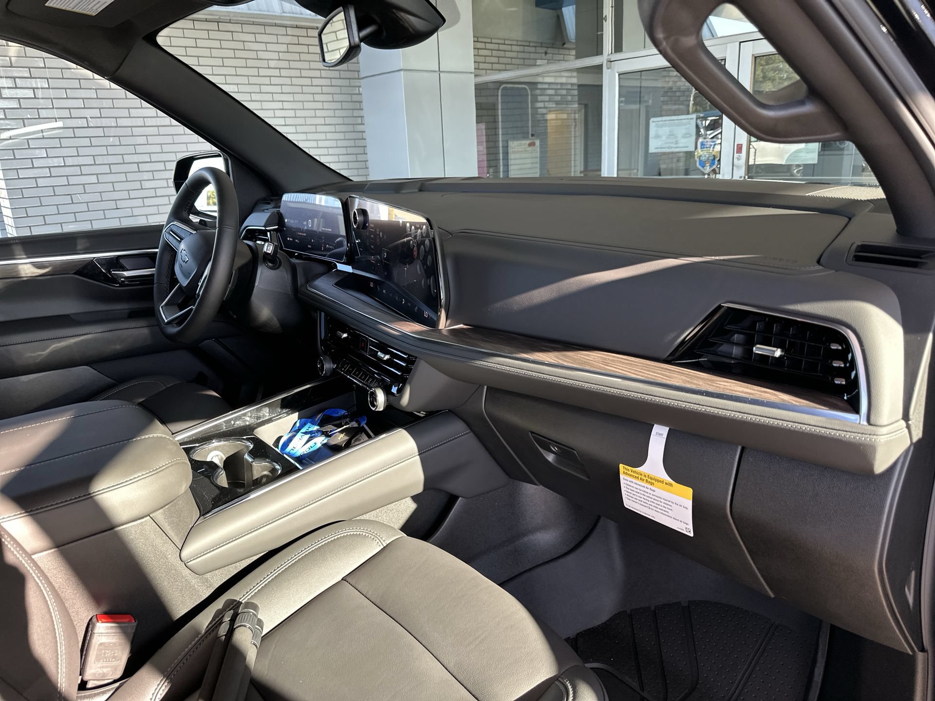 New 2026 Chevrolet Tahoe Z71 w/ Comfort Package AWD/4WD image 30