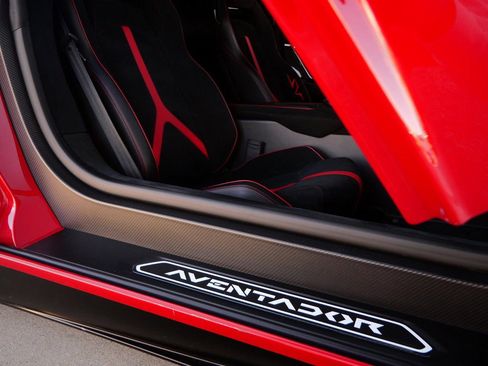 Used 2016 Lamborghini Aventador LP 750-4 Superveloce image 37