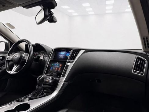 Used 2021 INFINITI Q50 Luxe RWD image 18