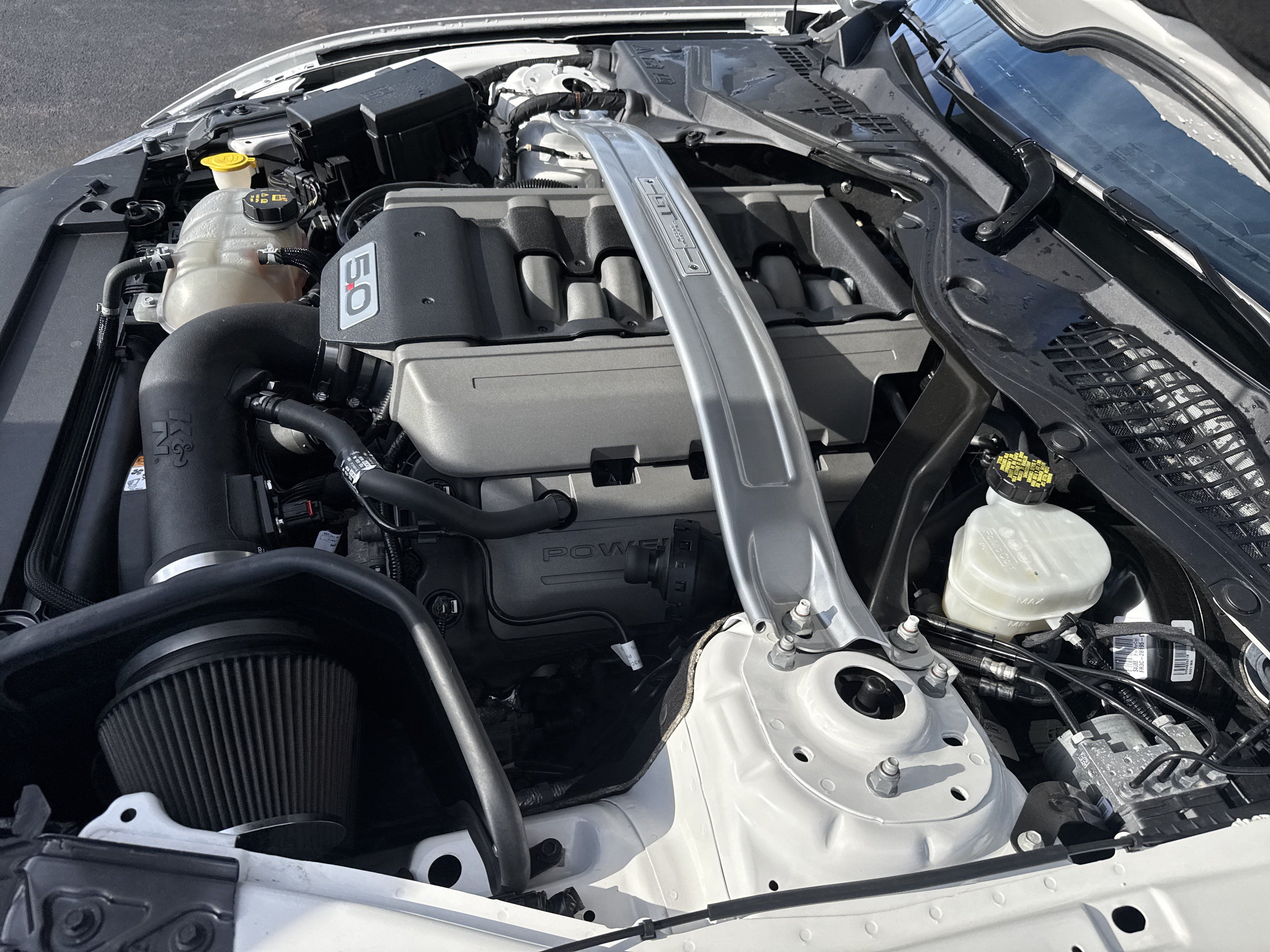 Used 2017 Ford Mustang GT Premium w/ Equipment Group 401A RWD image 30