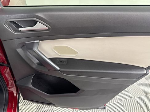 Used 2019 Volkswagen Tiguan SE AWD/4WD image 47