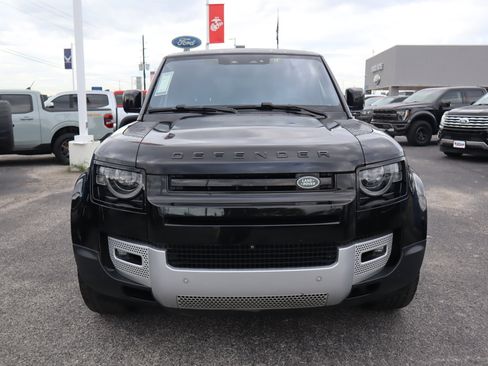 Used 2020 Land Rover Defender 110 HSE image 8