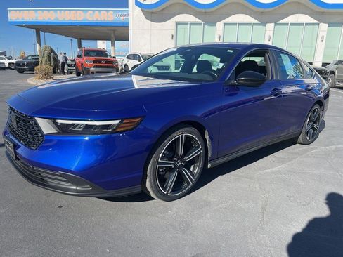 Used 2024 Honda Accord Sport image 5