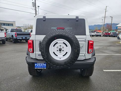 New 2026 Ford Bronco Heritage Edition AWD/4WD image 4