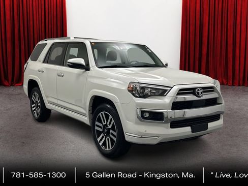 Certified 2021 Toyota 4Runner Limited AWD/4WD image 3