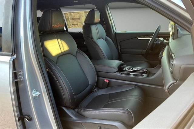 New 2026 Honda Pilot TrailSport image 11