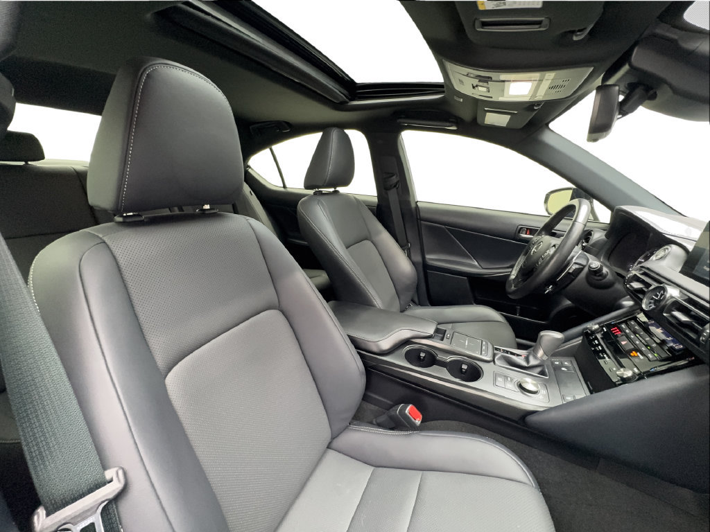 Used 2024 Lexus IS 300 w/ Comfort Package RWD image 34