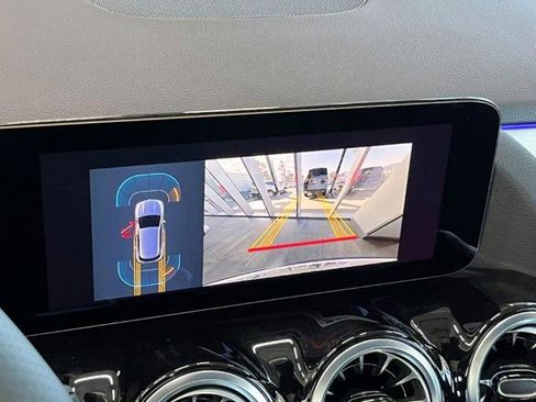 New 2025 Mercedes-Benz GLA 35 AMG 4MATIC image 6