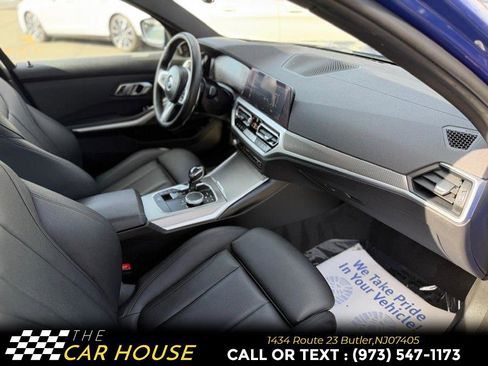 Used 2019 BMW 330i xDrive 330i xDrive Sedan w/ M Sport Package image 23