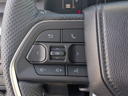 New 2025 Toyota Tacoma SR5 image 12