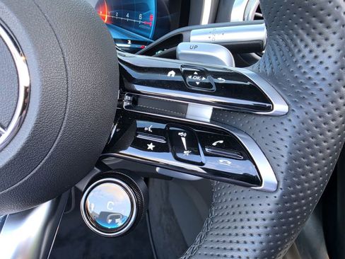 Used 2022 Mercedes-Benz SL 63 AMG 4MATIC image 23