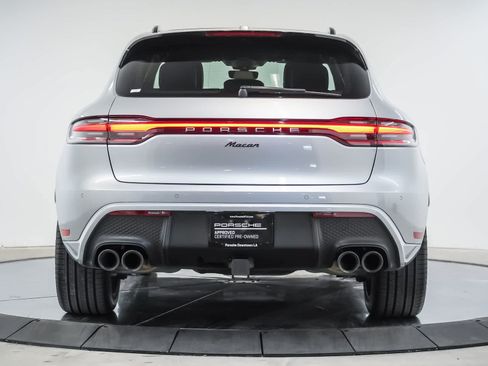 Certified 2023 Porsche Macan AWD/4WD image 10