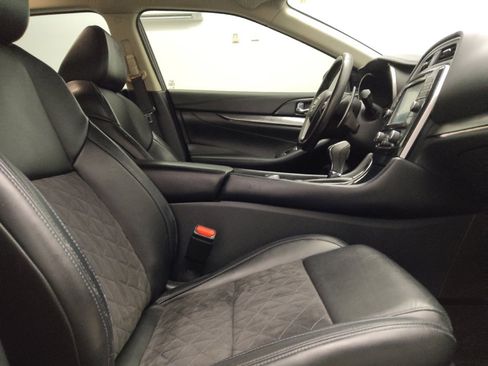 Used 2017 Nissan Maxima SR w/ Midnight Edition FWD image 21