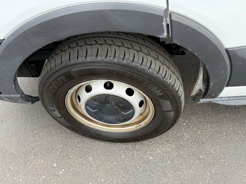 Used 2019 Ford Transit 250 148 High Roof image 12