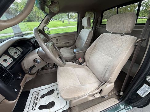 Used 2003 Toyota Tacoma 4x4 Xtracab V6 image 12