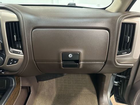 Used 2018 GMC Sierra 1500 Denali w/ Denali Ultimate Package image 92