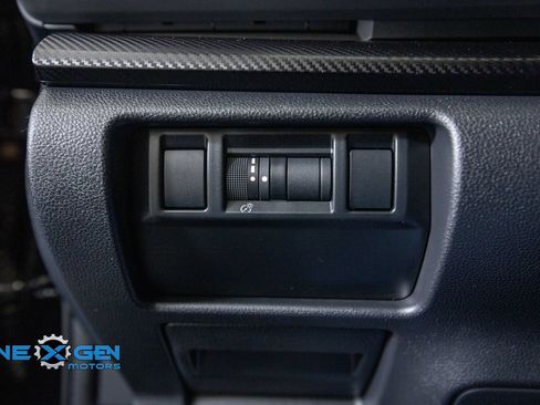 Used 2025 Subaru Crosstrek 2.5i Premium w/ Crosstrek Mirror Package AWD/4WD image 13