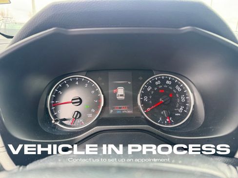 Used 2020 Toyota RAV4 XLE w/ XLE Grade Weather Package image 14