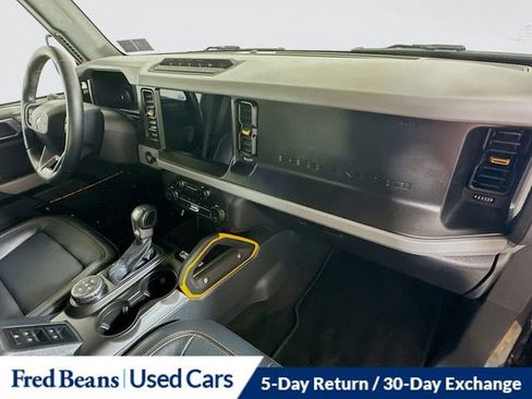 Certified 2023 Ford Bronco Badlands w/ Sasquatch Package image 29