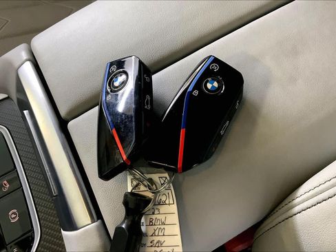 Used 2023 BMW XM AWD/4WD image 14