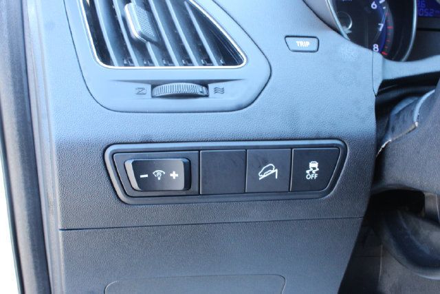 Used 2011 Hyundai Tucson GLS FWD image 15