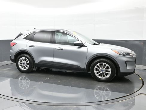 Used 2021 Ford Escape SE FWD image 5