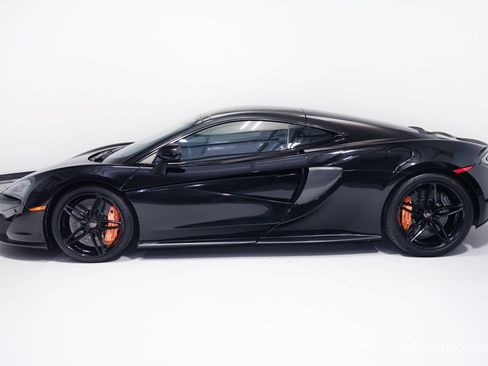 Used 2017 McLaren 570S RWD image 5