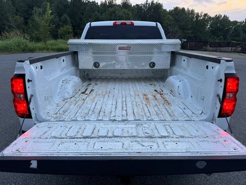 Used 2015 Chevrolet Silverado 2500 LT AWD/4WD image 23