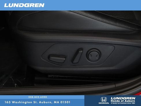 Used 2023 Hyundai Elantra Limited w/ Cargo Package FWD image 13