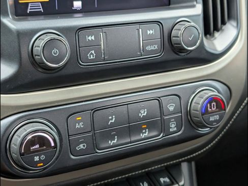Used 2019 GMC Canyon Denali AWD/4WD image 13